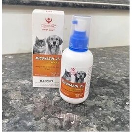 Xịt Miconazol spray trị nấm cho chó mèo (Lọ)